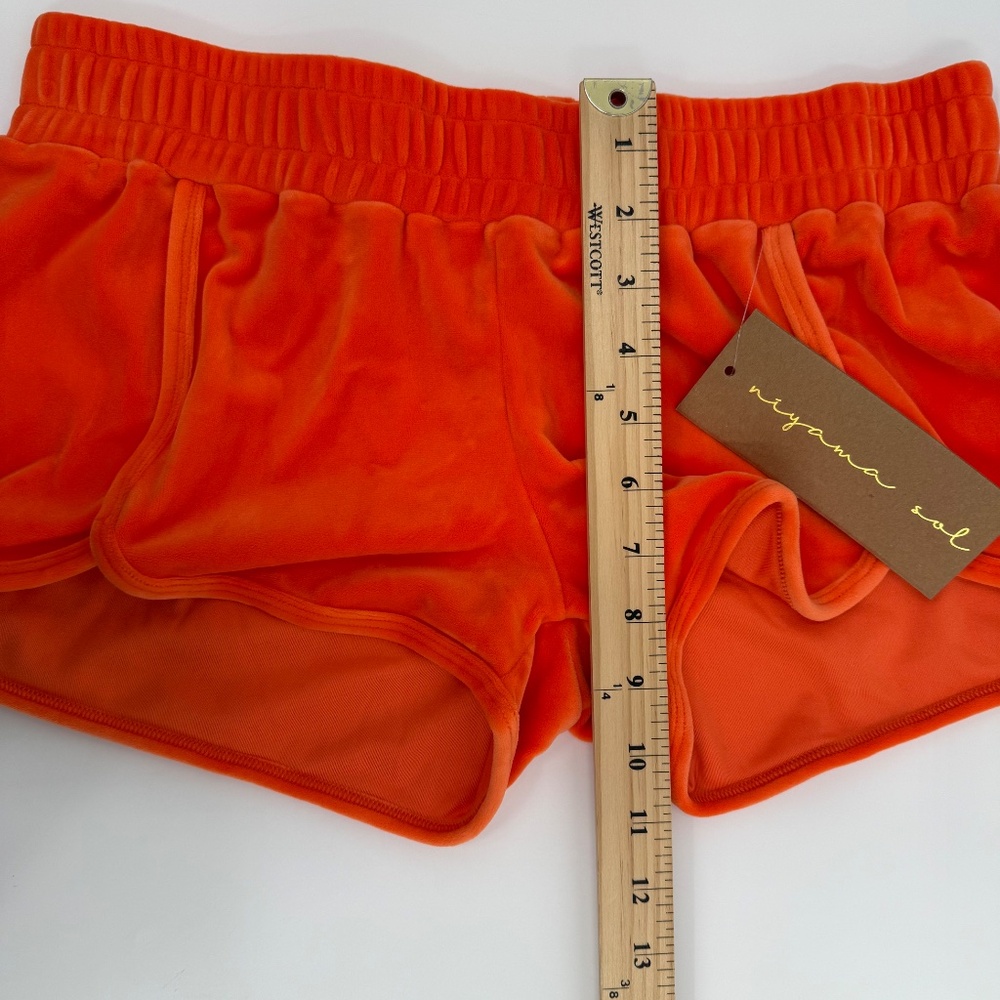 Niyama Sol Shorts Women Medium NEW Orange Velour Elastic Pull On Comfy Retro 90s - Picture 7 of 9